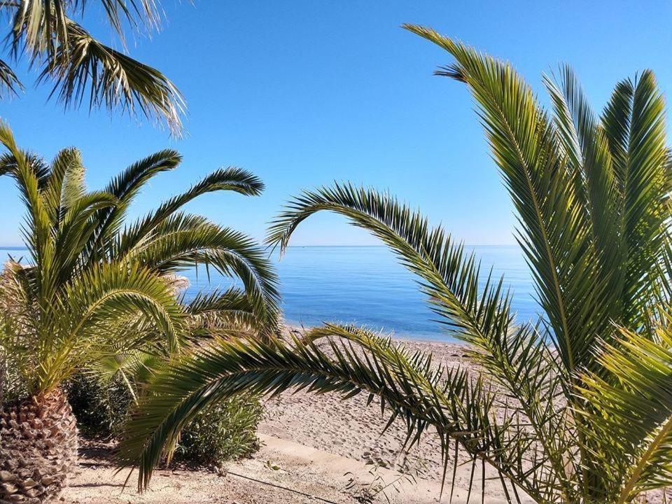 Bea Laguna Beach Vera Playa - Private Jacuzzi Экстерьер фото